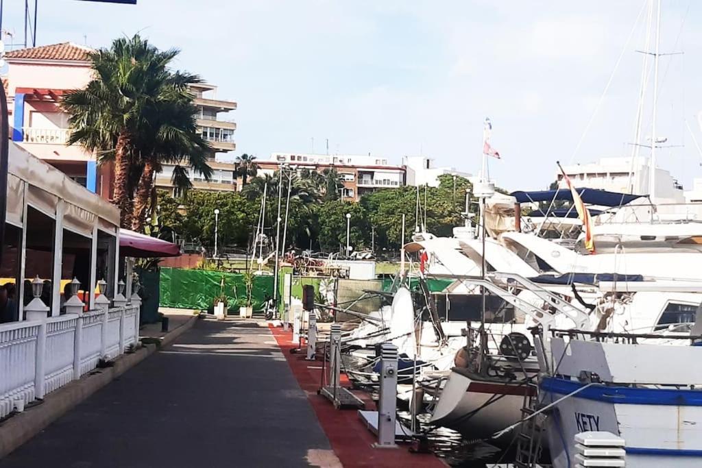 Apartmán Adventure Harbour Torrevieja Exteriér fotografie